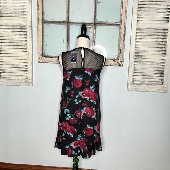Adorable NWT Dress by Splendid - Picture 5 of 10